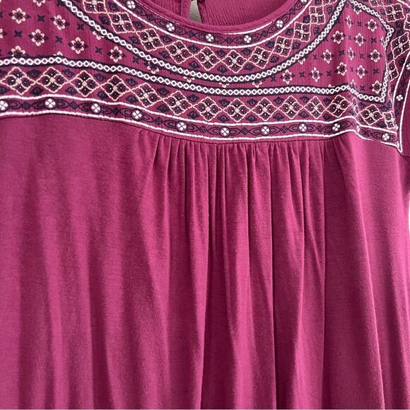 Maurices Burgundy Gauze Boho Embroidered Short Sleeve Women's Blouse Tunic S - Picture 3 of 10